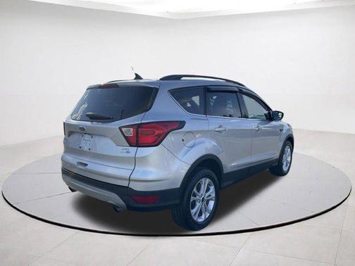 Ingot Silver Metallic 2019 Ford Escape SEL
