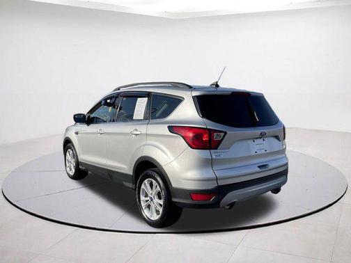 Ingot Silver Metallic 2019 Ford Escape SEL
