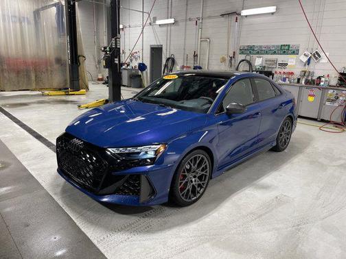 2025 Audi RS 3 TFSI quattro S tronic