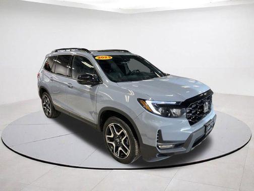 2023 Honda Passport AWD Elite