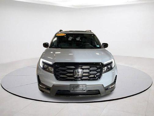 2023 Honda Passport AWD Elite