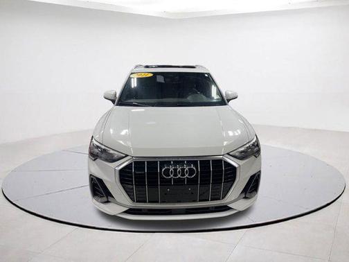 2021 Audi Q3 45 S line Premium