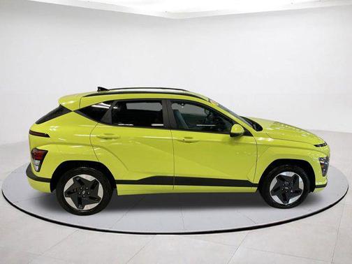 2025 Hyundai KONA EV SEL