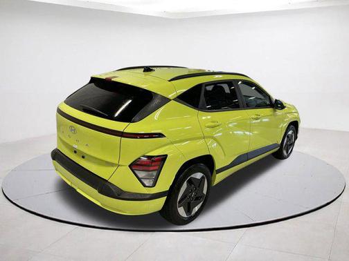 2025 Hyundai KONA EV SEL