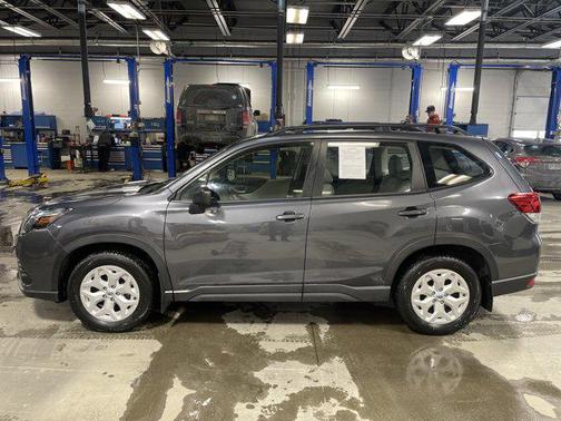 2023 Subaru Forester Base