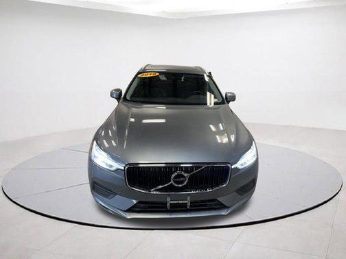 2019 Volvo XC60 T5 Momentum