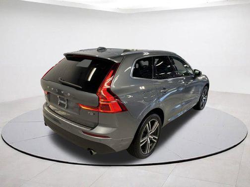 2019 Volvo XC60 T5 Momentum