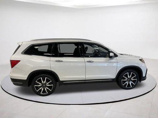 2021 Honda Pilot AWD Elite
