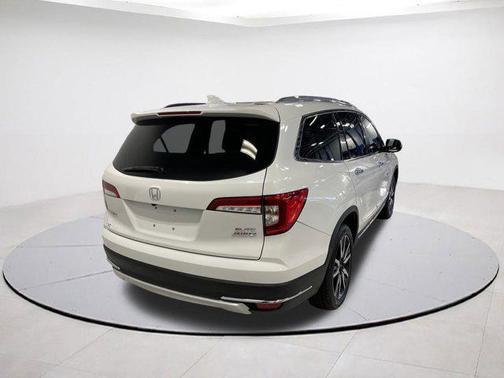 2021 Honda Pilot AWD Elite