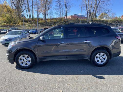 2017 Chevrolet Traverse LS