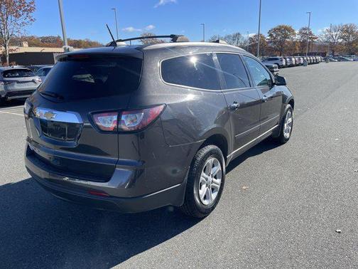 2017 Chevrolet Traverse LS