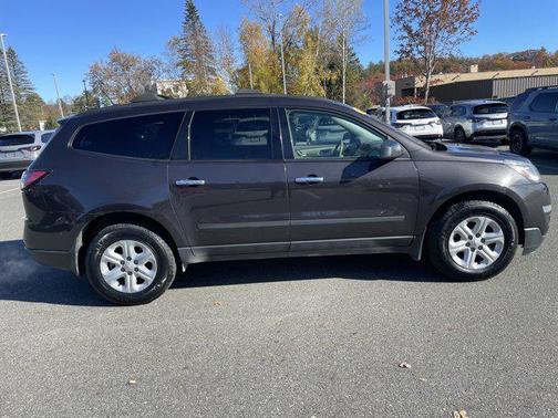2017 Chevrolet Traverse LS