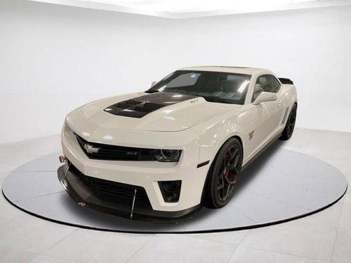 Summit White 2014 Chevrolet Camaro ZL1