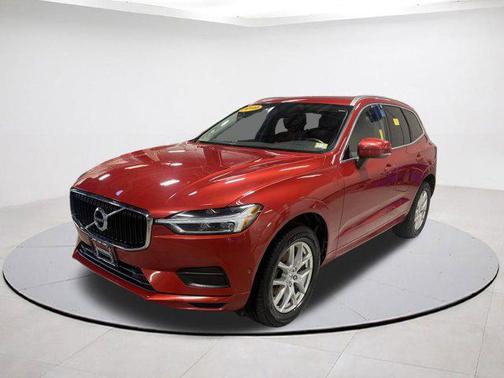 2019 Volvo XC60 T5 Momentum