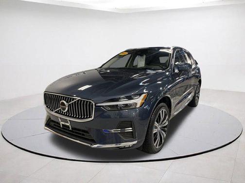 2022 Volvo XC60 B5 Inscription
