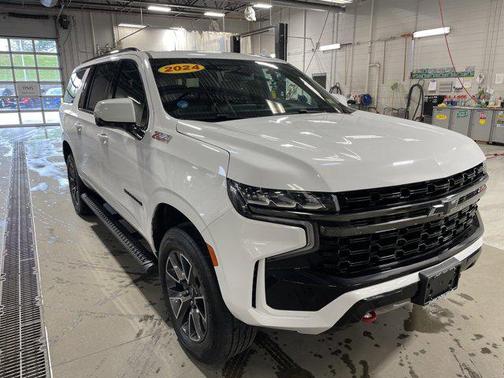 White 2021 Chevrolet Suburban Z71