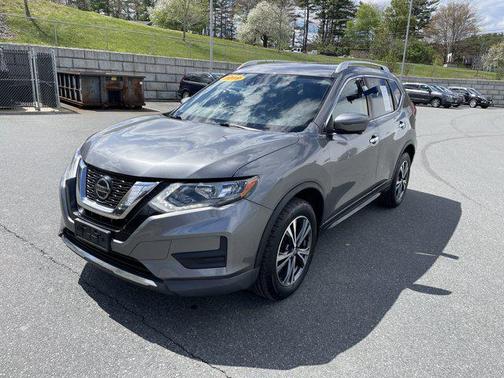 Gun Metallic 2019 Nissan Rogue SV