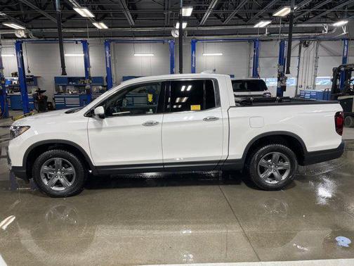 Platinum White Pearl 2023 Honda Ridgeline RTL-E