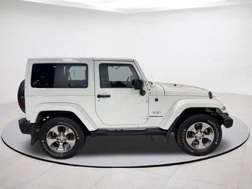 2017 Jeep Wrangler Sahara