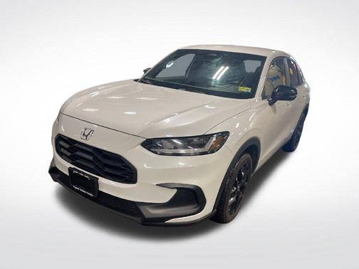 Platinum White Pearl 2024 Honda HR-V AWD Sport