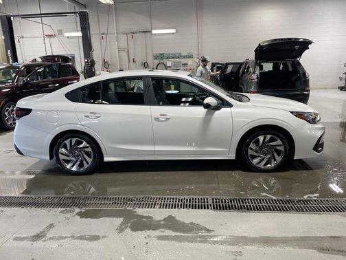 2025 Subaru Legacy Limited