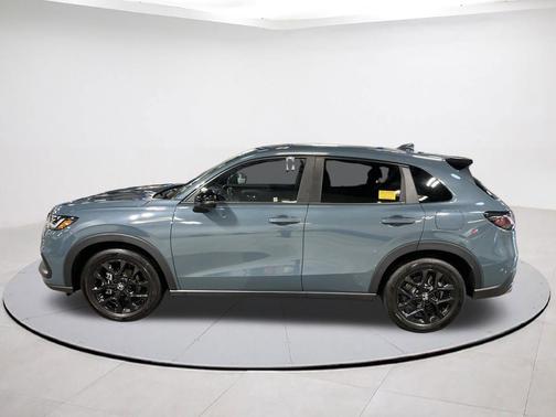 Pearl 2024 Honda HR-V AWD Sport