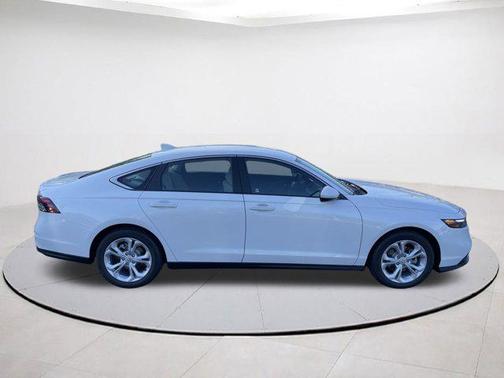 2025 Honda Accord LX 1.5T