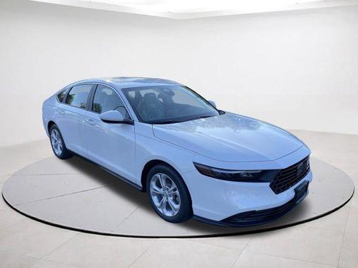 2025 Honda Accord LX 1.5T