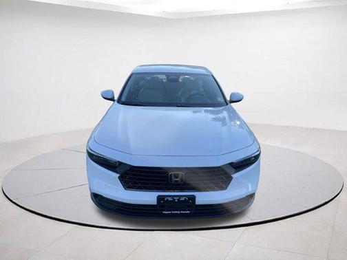 2025 Honda Accord LX 1.5T