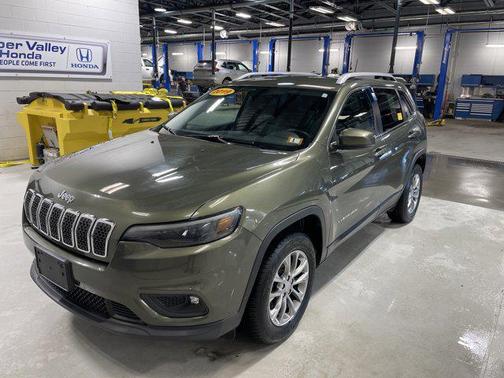 Olive Green Pearlcoat 2019 Jeep Cherokee Latitude Plus