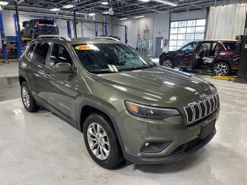 Olive Green Pearlcoat 2019 Jeep Cherokee Latitude Plus