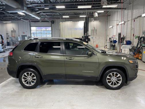 Olive Green Pearlcoat 2019 Jeep Cherokee Latitude Plus