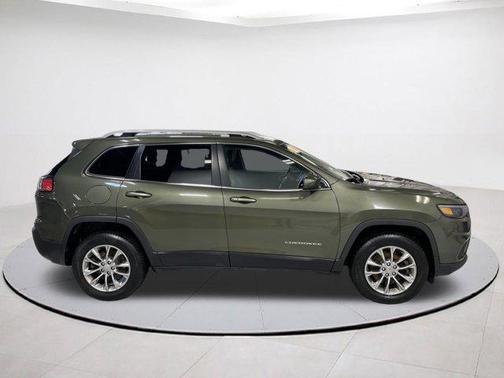 Olive Green Pearlcoat 2019 Jeep Cherokee Latitude Plus