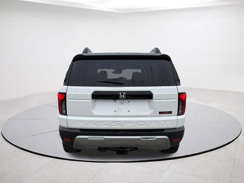 Platinum White Pearl 2026 Honda Passport TRAILSPRTE