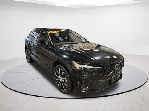 2025 Volvo XC60 B5 Plus