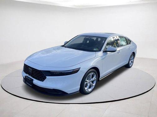 2025 Honda Accord LX 1.5T