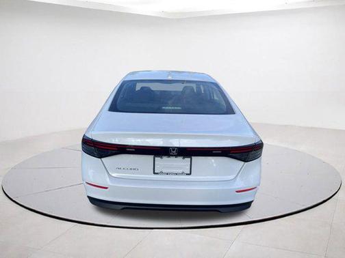 2025 Honda Accord LX 1.5T