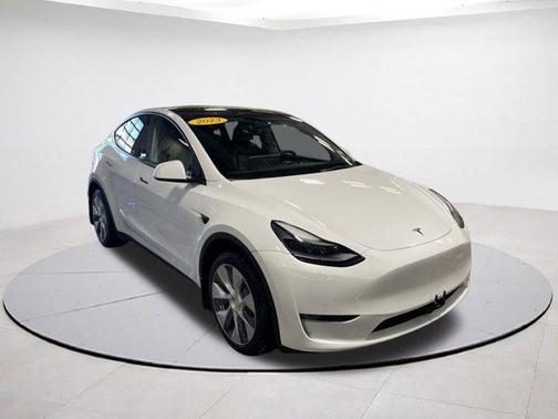 2023 Tesla Model Y Long Range Dual Motor All-Wheel Drive