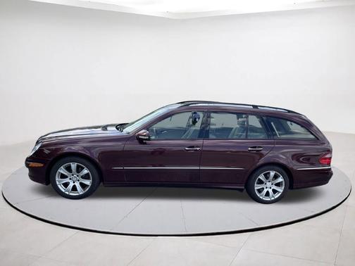 Barolo Red Metallic 2009 Mercedes-Benz E-Class 4MATIC