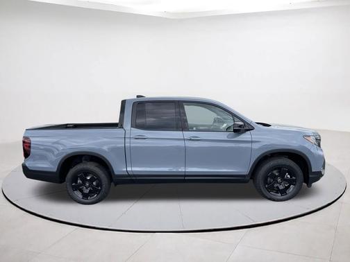 Sonic Gray Pearl 2026 Honda Ridgeline Black