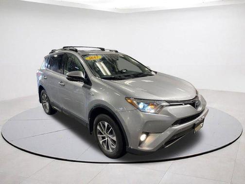 2017 Toyota RAV4 Hybrid XLE