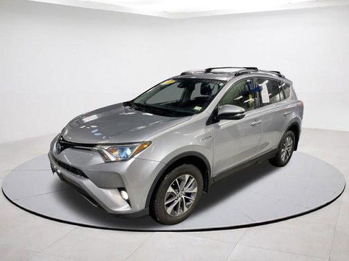 2017 Toyota RAV4 Hybrid XLE
