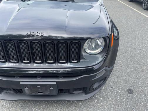 Black 2017 Jeep Renegade Altitude