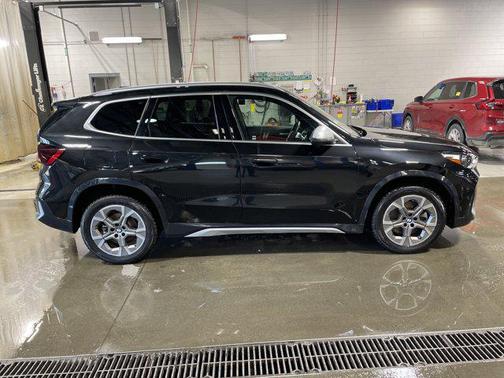 Black Sapphire Metallic 2023 BMW X1 xDrive28i