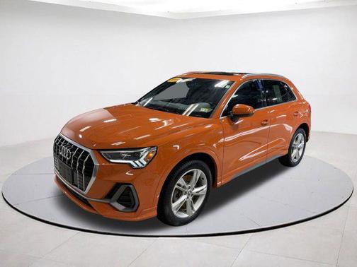 2019 Audi Q3 2.0T S line Premium Plus
