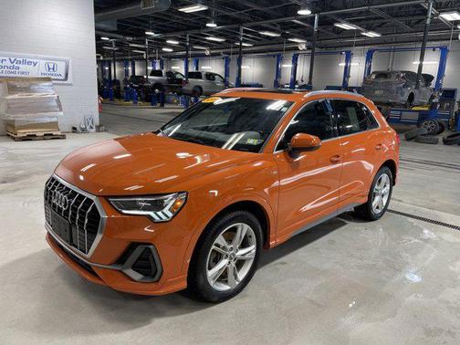 2019 Audi Q3 2.0T S line Premium Plus