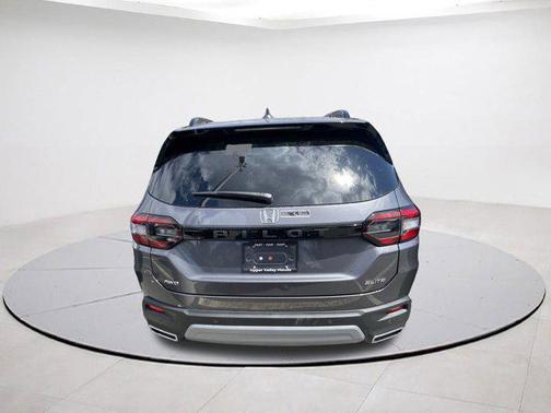 2025 Honda Pilot Elite