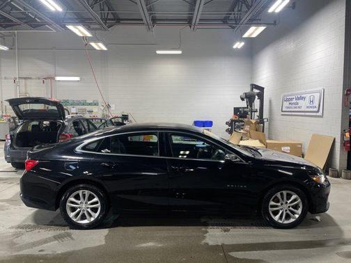 2017 Chevrolet Malibu 1LT