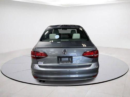 2016 Volkswagen Jetta 1.8T Sport