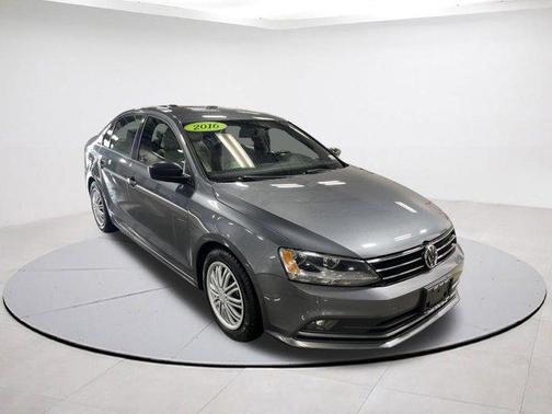 2016 Volkswagen Jetta 1.8T Sport